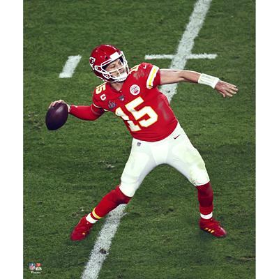 Patrick Mahomes Texas Tech Red Raiders Unsigned White Jersey Signaling with  Fists to Helmet Photograph