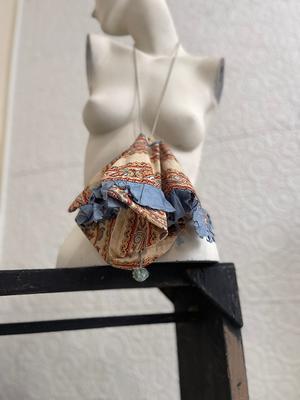 Floral Beaded Flapper Silk Hand Bag Antique