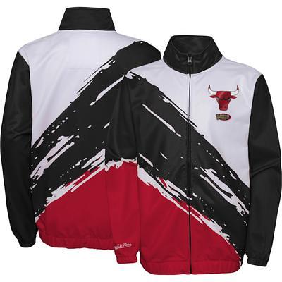 Men's Mitchell & Ness Red Chicago Bulls Big & Tall Hardwood Classics Raglan  Satin Full-Snap Jacket