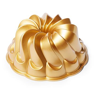 Nordic Ware Cast Bundt Bakeware Tiered Heart, 12-Cup, Toffee