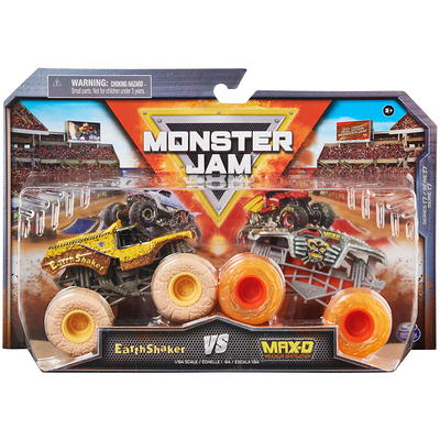 Hot Wheels Monster Trucks Demolition Doubles, Set of 2 Toy Trucks (Styles  May Vary) 