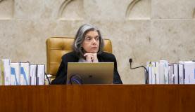 Brasília - A presidente do Supremo Tribunal Federal (STF), ministra Carmem Lúcia, durante sessão plenária do julgamento sobre validade das delações da JBS (Marcelo Camargo/Agência Brasil)