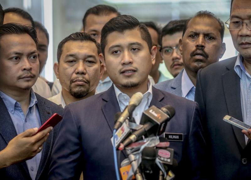Azmin's aide says met real Haziq after viral video, mum on ...