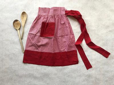 Grandma and grandchild matching aprons, nana apron, pie baking