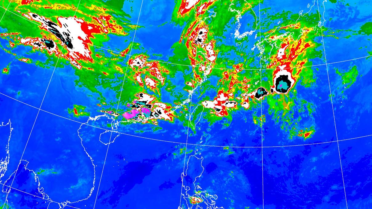 今4縣市大雨特報！本周兩波鋒面接力報到 慎防劇烈天氣