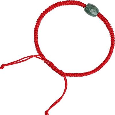 Red string bracelet. Can I use other color to make this bracelet? What  color is the best? : r/braceletcraft