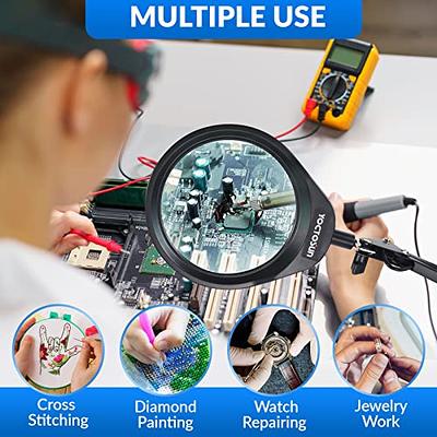  Magnifying Glass with Light, 30X Illuminated Large Magnifier  Handheld 12 LED Lighted Magnifying Glass for Seniors Reading, Soldering,  Coins, Jewelry, Macular Degeneration(Silver Button) : Arts, Crafts & Sewing