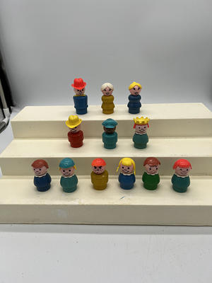 SOLD SEPARATELY Vintage Fisher-price Little People Toys. 