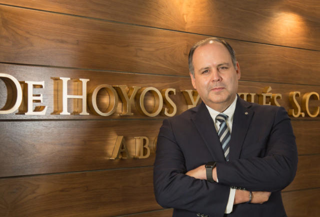 Gustavo de Hoyos