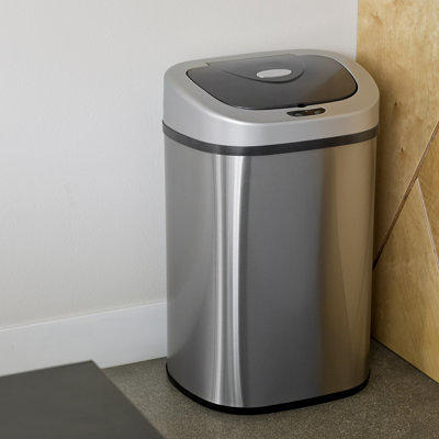 Hanover 9-Liter / 2.3-Gallon Trash Can with Sensor Lid