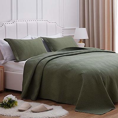 Hawthorn Striped Cotton Comforter