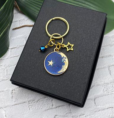 3911. Star Flower Charms.