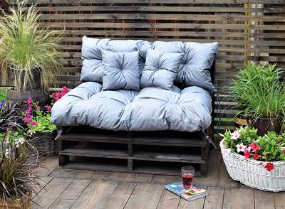 Custom Cushions & Pillows for Outdoor Furniture