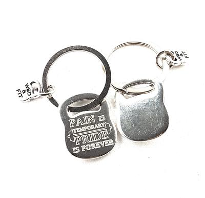 Gym Gift for Men and for Women Powerlifting Keychain Weight Plate Key Ring Body Builder Gift Accessories Fitness Motivation Key Chain Pain is Temporary Pride is Forever Weightlifting Keyring 