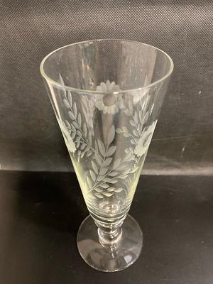 The Wine Savant Flower Vintage Glass Coupes 7oz Colorful Cocktail, Mar