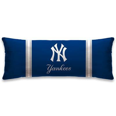 OFFICIAL MLB Cubs & Disney's Mickey Mouse Character Hugger Pillow & Silk  Touch Throw Set