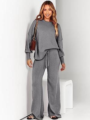 Pin by Ann Onyenwe on Quick Saves  Two piece outfits pants, 2piece outfits,  Trousers women outfit