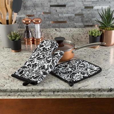 Lavish Home Quilted Cotton Black Heat/Flame Resistant Oven Mitt and Pot  Holder Set (2-Pack) - Yahoo Shopping