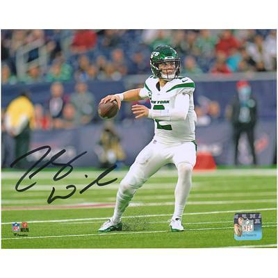 Joe Burrow Cincinnati Bengals Autographed 8 x 10 White Jersey Throwing Horizontal Photograph