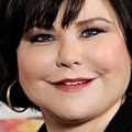 Delta Burke Is So Skinny Now & Looks Like A Barbie