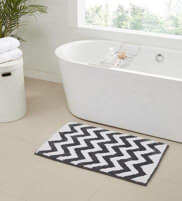 Better Trends Griffie Collection 100% Polyester Bath Rug, 17 x 24