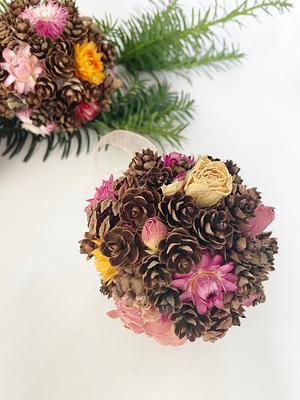 Flower Ornament - Dried Flowers & Pinecones Pomander Real Dry Kissing Ball  Thanksgiving Decor Christmas