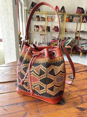 Vintage Style Sling Bag, Geometric Strap Crossbody Bag, Women's Small Pu  Leather Chest Purse - Temu