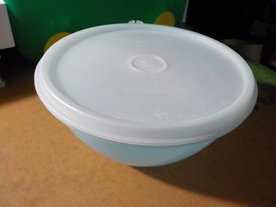 Vintage Tupperware Bowls