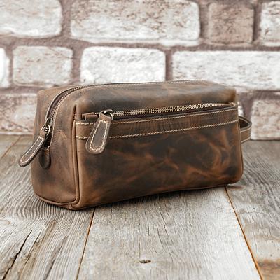 Personalized Groomsmen Gift, Cusotm Leather Toiletry Bag, Leather Dopp Kit,  Men's Shaving Kit