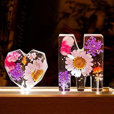 Custom Dry Flower Mom Night Light with 1-10 Name Personalized Handmade Real  Pressed Dried Flowers Lamp Resin Art Letter Led Lights Mothers Day Crafts  Decorative Gifts for Mom (Real Flower lamp) 