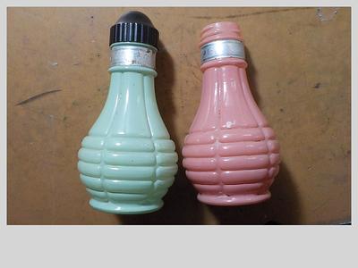 Vintage Pink & Green Glass Salt Pepper Shakers Kitchen Free USA Shipping -  Yahoo Shopping