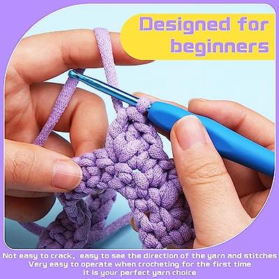 Fedmut Easy Yarn for Crocheting, 200g Yards Crochet Yarn for Beginners with Crochet  Hook, Thick Chunky Yarn with Easy-to-See Stitches for Dolls, Bags and  Beginners Crocheting (Purple) - Yahoo Shopping