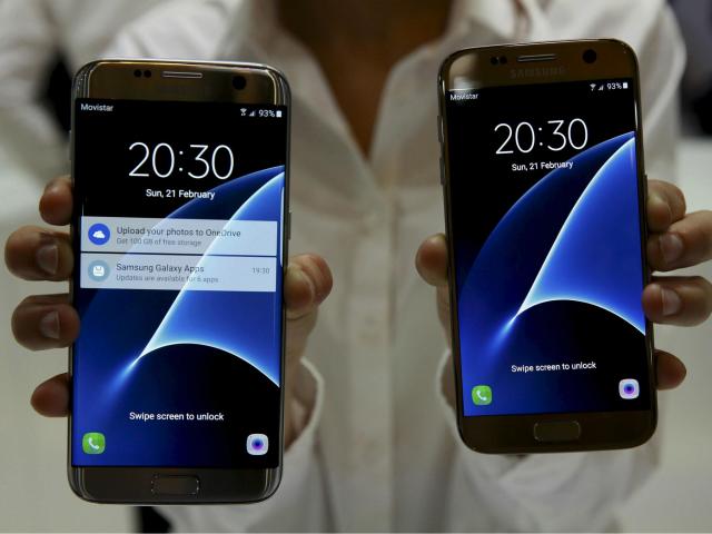 Last year's Galaxy S7 and S7 Edge were enormously popular: REUTERS/Albert Gea