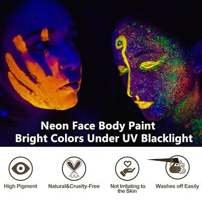 Go Ho UV Blacklight Neon Green Face Body Paint,Water Based Bright Color  Neon Fluorescent Body Paint with Cushion Applicator,Glow In The Dark Under  UV Lighting Party Neon Green Grinch Makeup Washable 