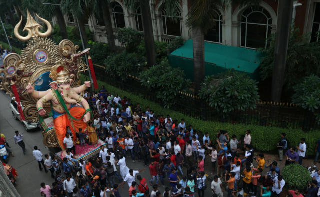 Hundreds thronged to the streets to participate in the processions near Lalbaug in Dadar. Sachin Gokhale/Firstpost