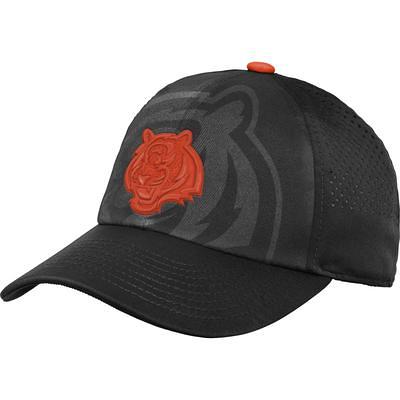 New Era NFL Men's Cleveland Browns 2022 Sideline 9FIFTY Ink Dye Snapba –  Sportzzone