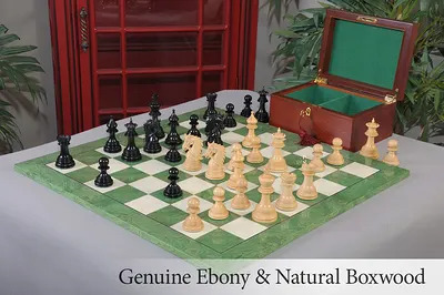 The Battle Of Troy: Chess Set with Leatherette Chessboard & Box + Checker Se