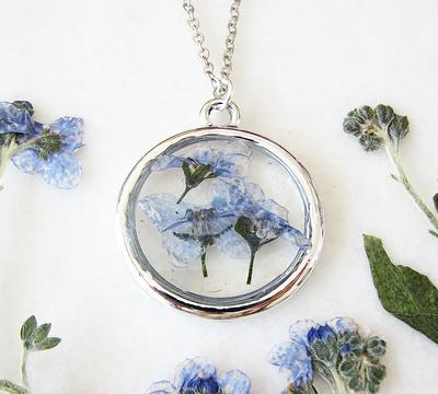 Floral necklace - Pressed Flower Necklace – Ethereal Spark