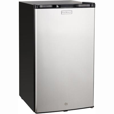 Blaze: 24 Outdoor Solid Door Refrigerator 5.5 CF