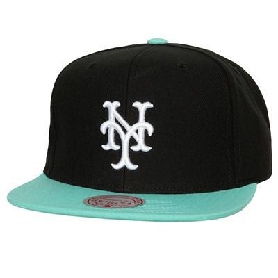 Men's Mitchell & Ness Cream New York Yankees Reframe Retro Snapback Hat