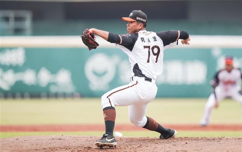 CPBL》學著適應休息與新動作　姚杰宏續拚一軍先發輪值