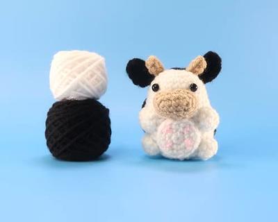 Beginner Cow Crochet Kit - Easy Crochet Starter Kit - Crochet