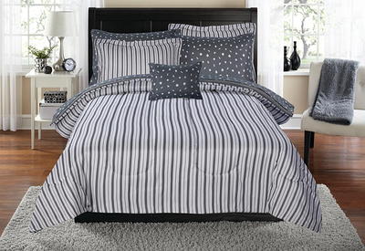 Mainstays Black Reversible 7-Piece Bed in a Bag Comforter Set with Sheets,  Queen