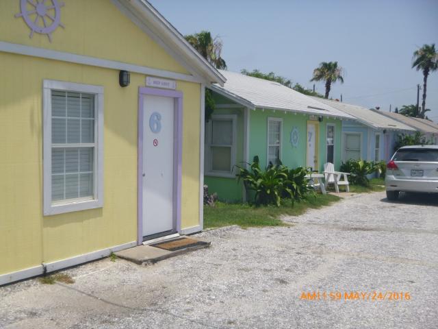 Double Barr Cottages In Port Aransas Double Barr Cottages 415 E