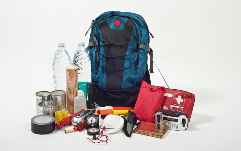 地震避難包內容食物要準備哪些？地震包推薦、消防署建議清單總整理