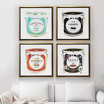  The Oliver Gal Artist Co. Fashion and Glam Framed Wall