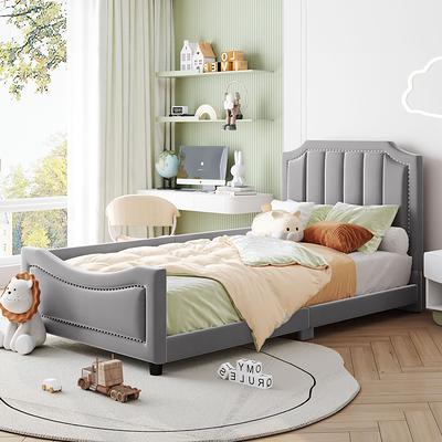 Sofa Shaped Cat Bed - With Rabbit Ears - Plush - White - 3 Sizes - ApolloBox