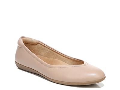 Naturalizer Vivienne Ballet Flat | Women's | Blush Leather | Size 9 ...