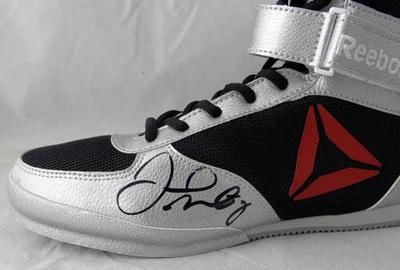 Floyd Mayweather Autographed Reebok Boxing Shoe Left Beckett BAS *Black* -  Autographed Boxing Equipment - Yahoo Shopping