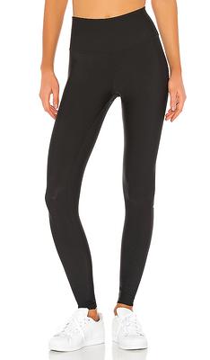 alo High Waist Airlift Legging in Black. - size L (also in M, S